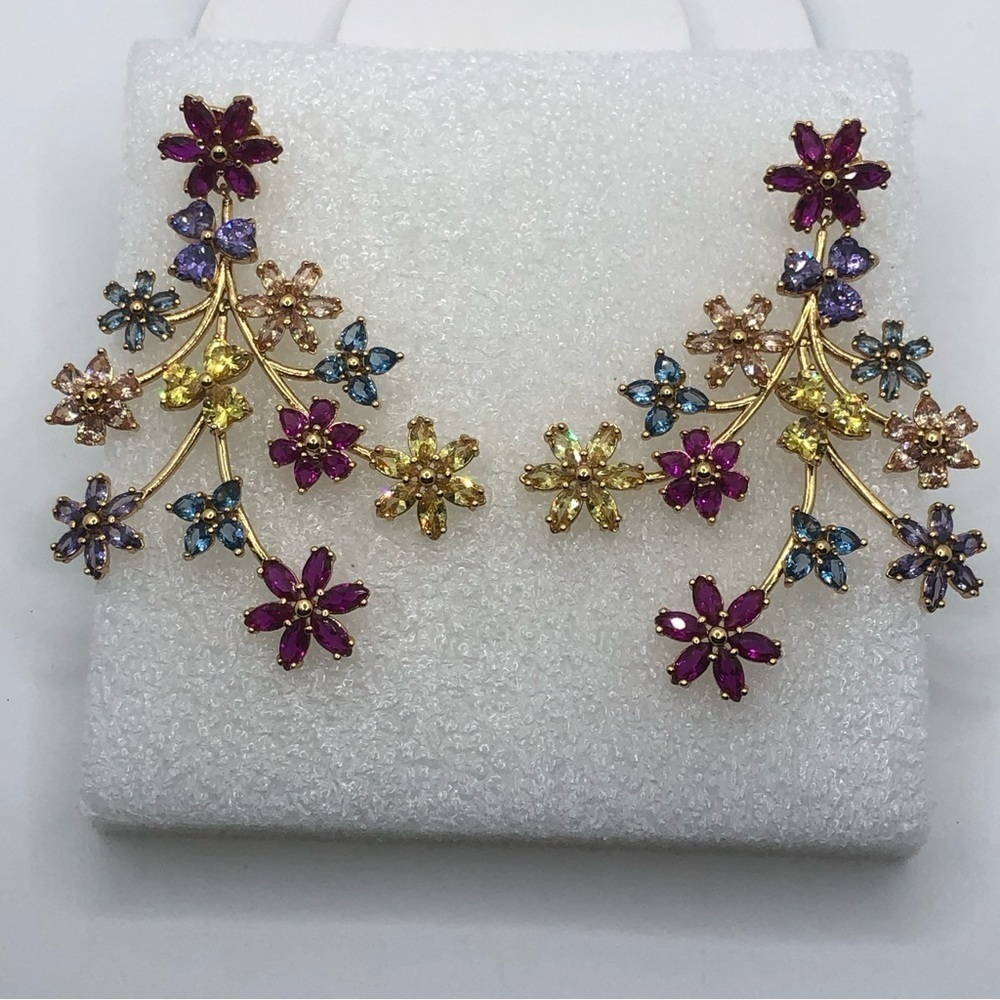 Kate Spade New York First Bloom Floral Drop Earrings Gold Tone 2.8” L / 2.2” W - Picture 3 of 8